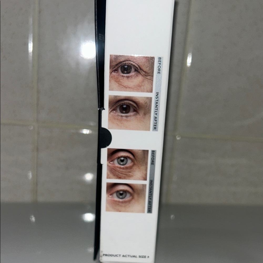 Peter Thomas Roth Black Instant Firmx Eye Tightener Tube - Picture 2 of 4
